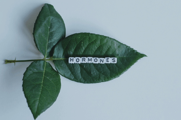 Syndrome d&rsquo;insensibilité aux androgènes : comprendre et vivre sereinement au quotidien